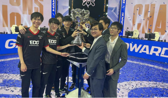 場迎戰強敵 場迎戰強敵